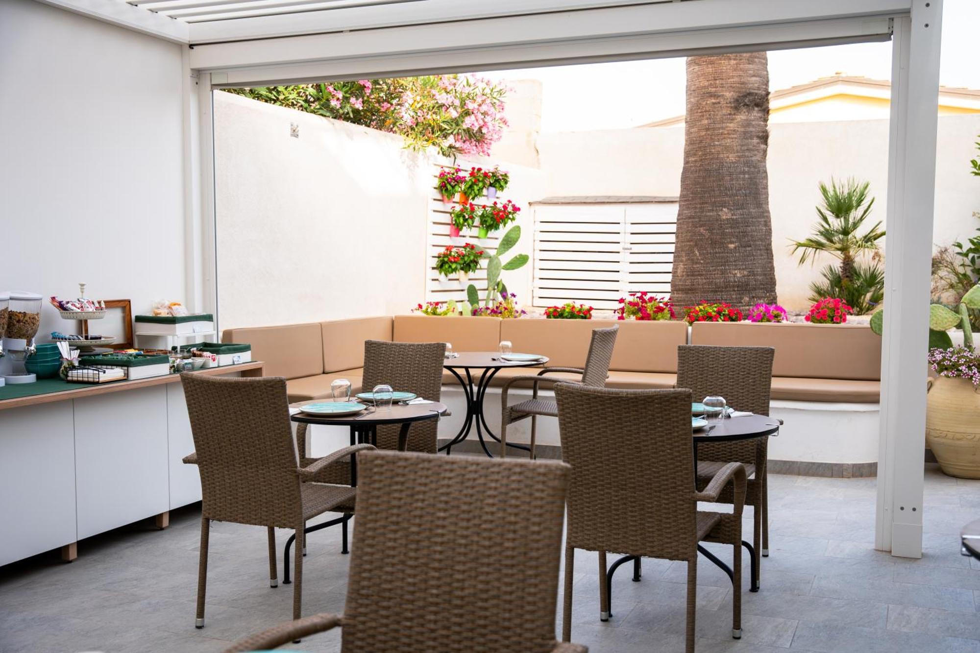 Elaia Rooms Lido di Noto Екстериор снимка