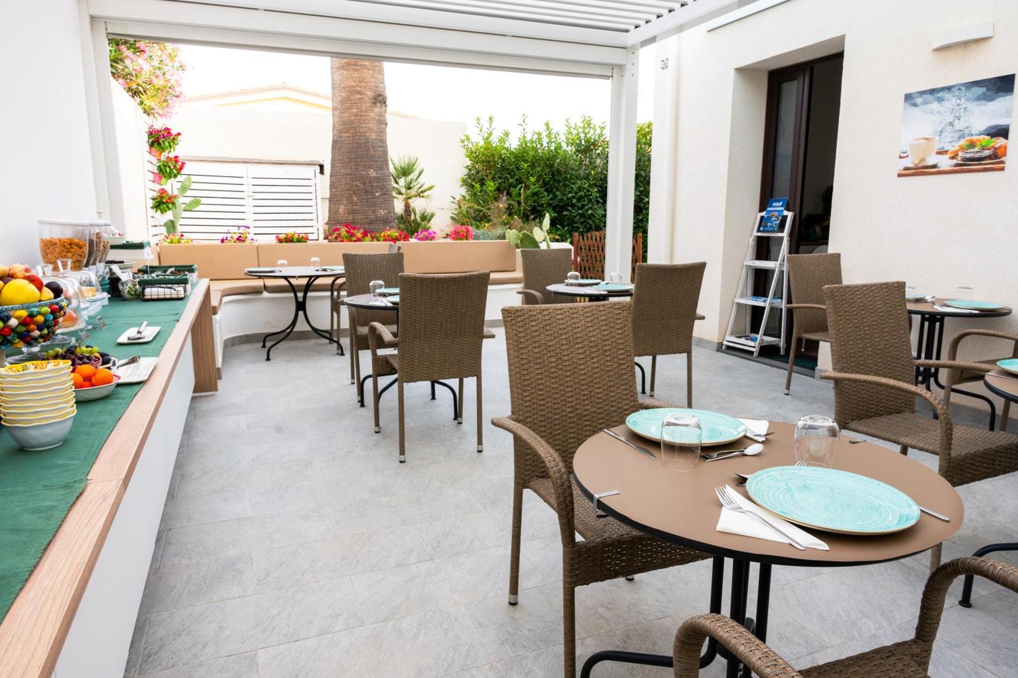 Elaia Rooms Lido di Noto Екстериор снимка